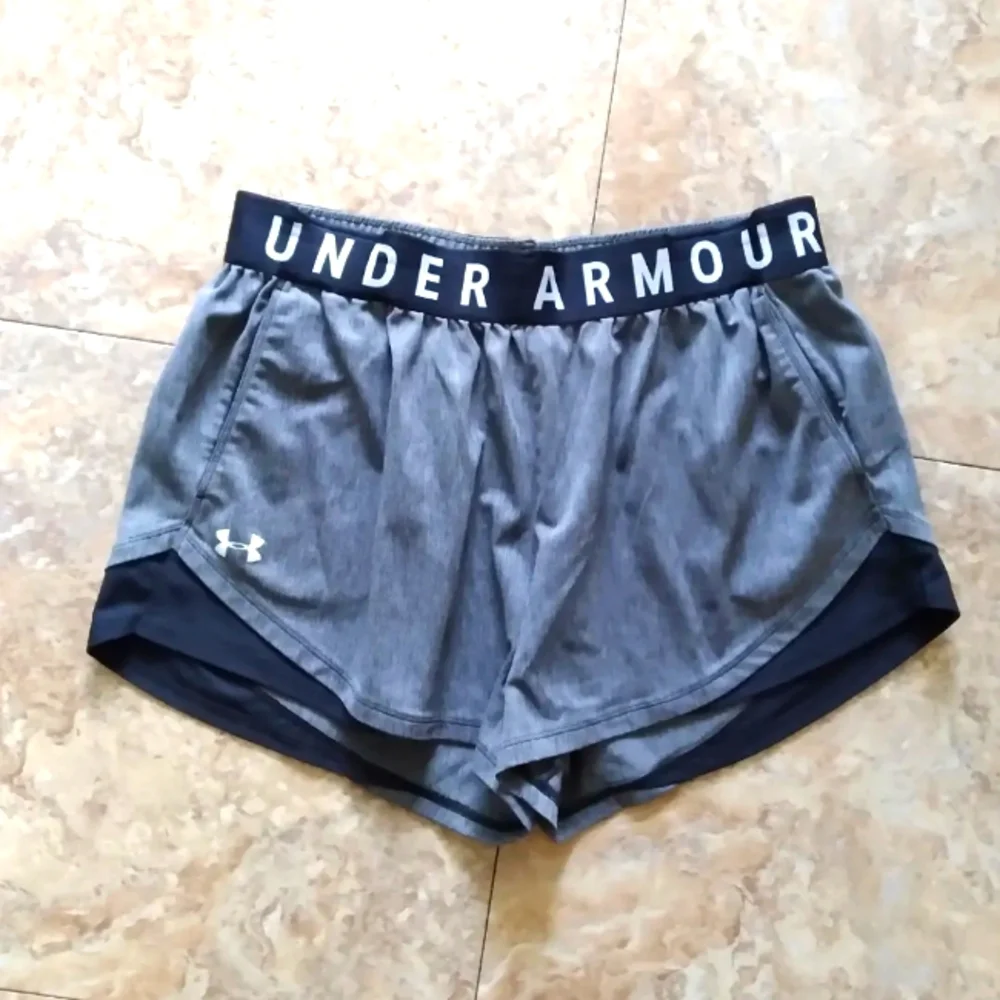 Under Armour Women's Play Up 3.0 Twist shorts, size 1X - Picture 1 of 10